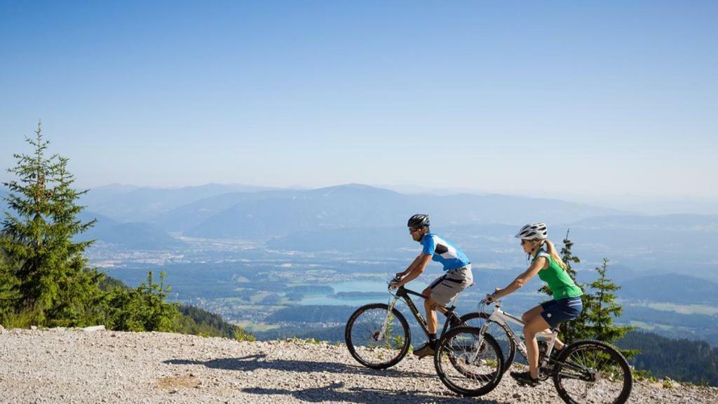Ambiente Ferienapartments Warmbad Villach Exteriör bild